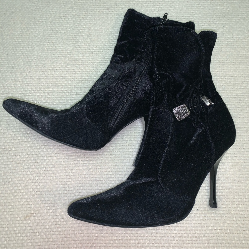 Torta Caliente Black Velvet Women’s Ankle Boots